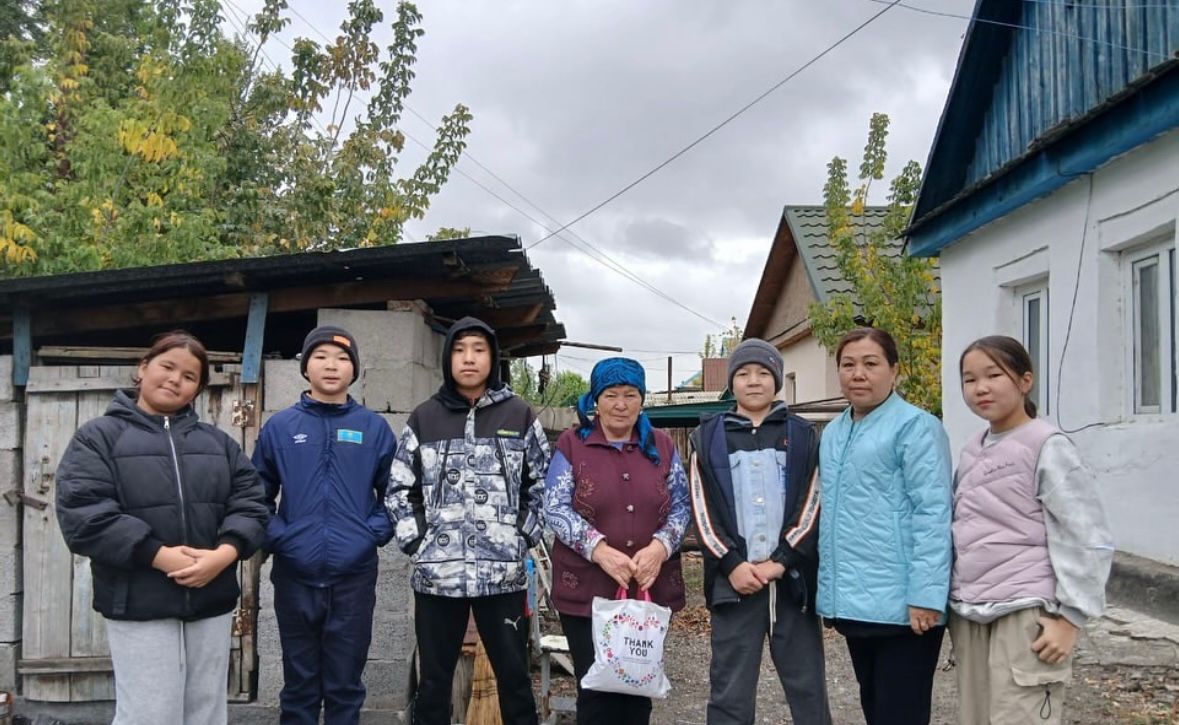 1 қазан-Халықаралық қарттар күні қамқор жобасы аясында